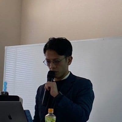 VapeMania Founder Director Aki